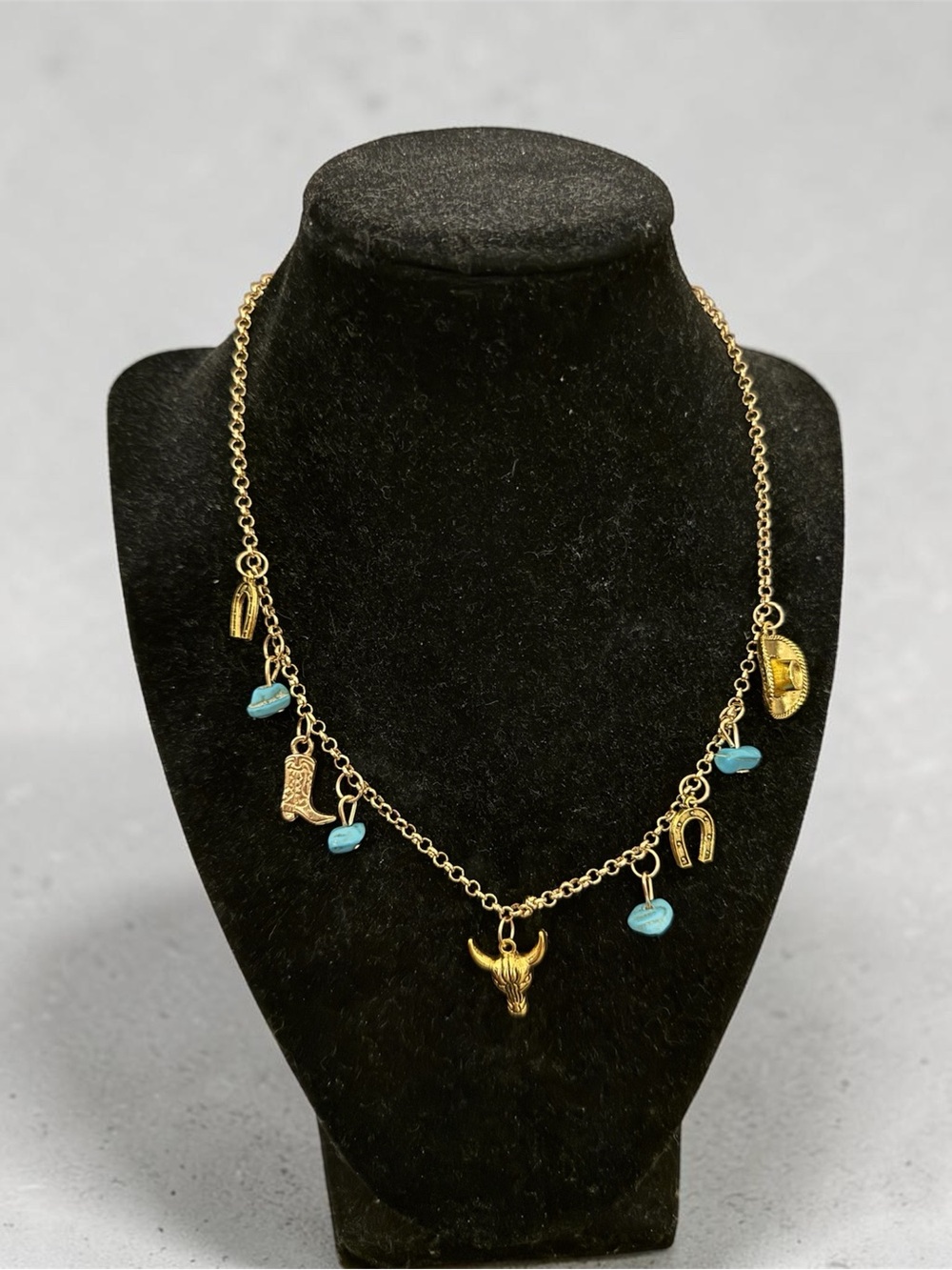 Western Charm Necklace with Turquoise Accents Gold Tone